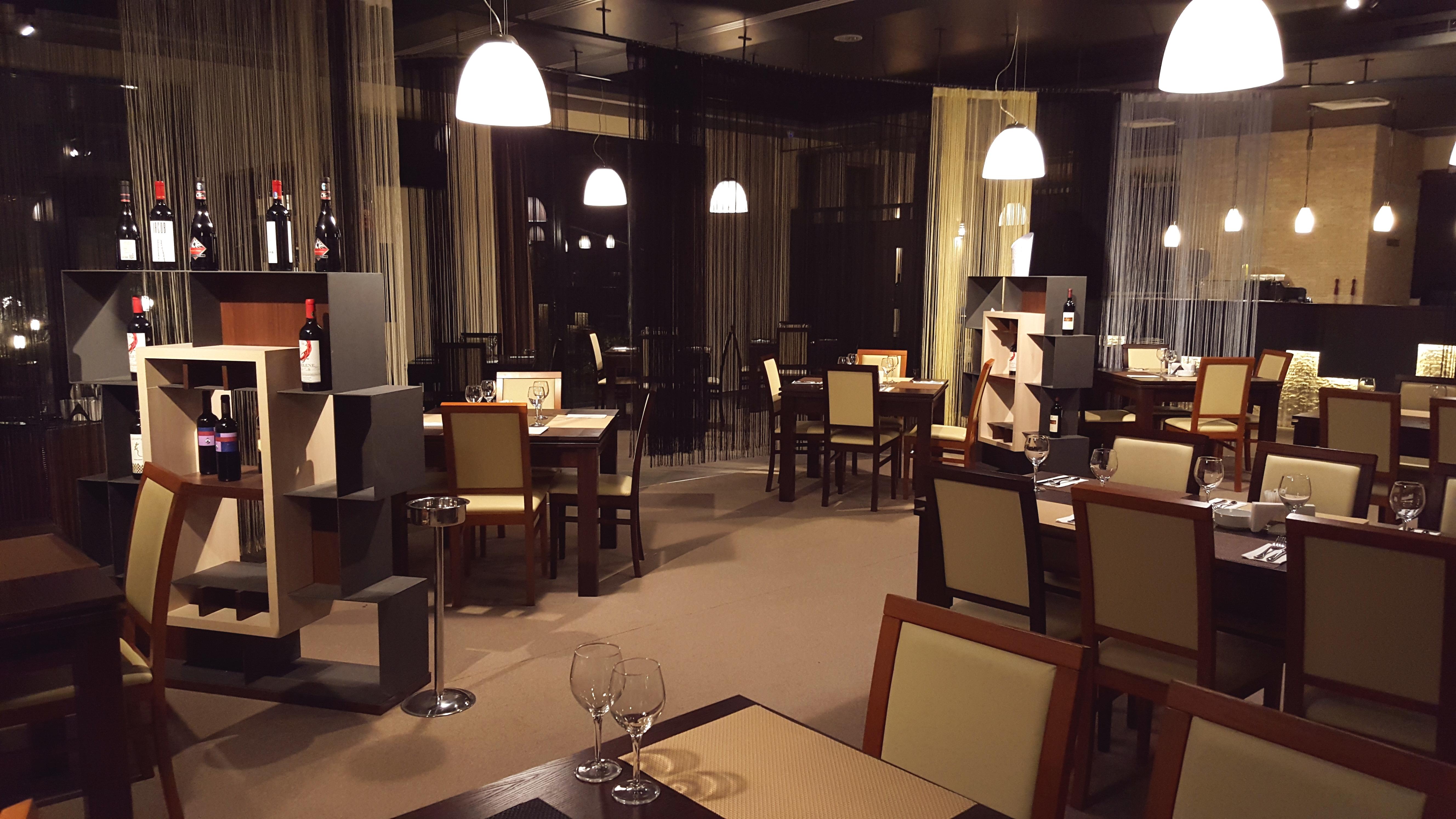 Hotel Galaxy Dumbravita  Bagian luar foto